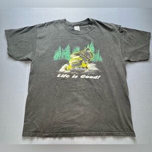 Y2k snowmobile graphic tee LIFE IS GOOD  XL gildan